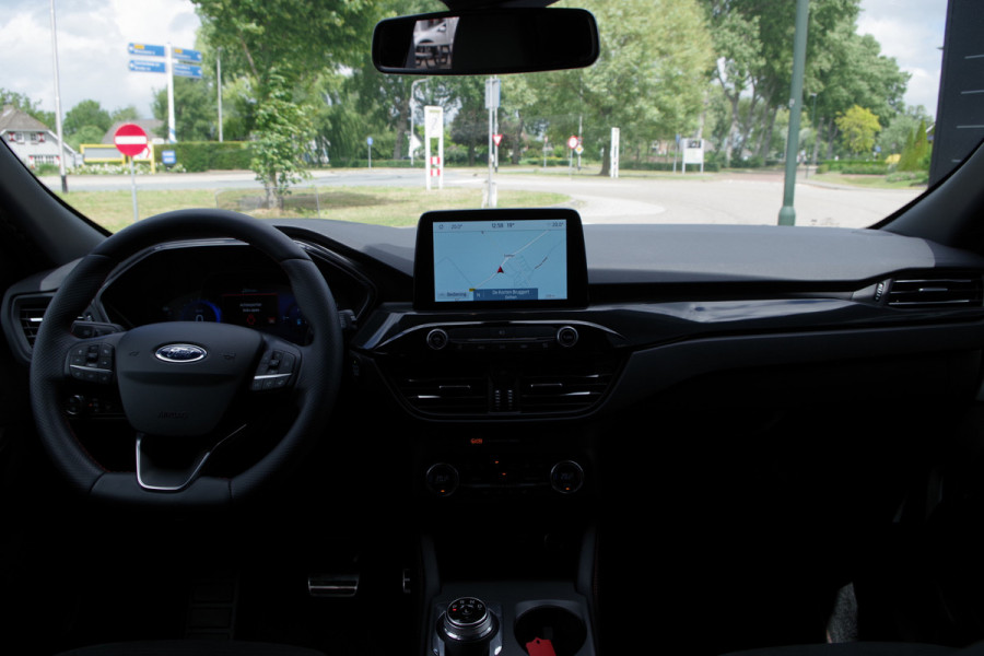 Ford Kuga 2.5 225 PK PHEV ST-Line X, Adap. Cruise Control, 19" LM, Head-Up Display, Camera, Carplay