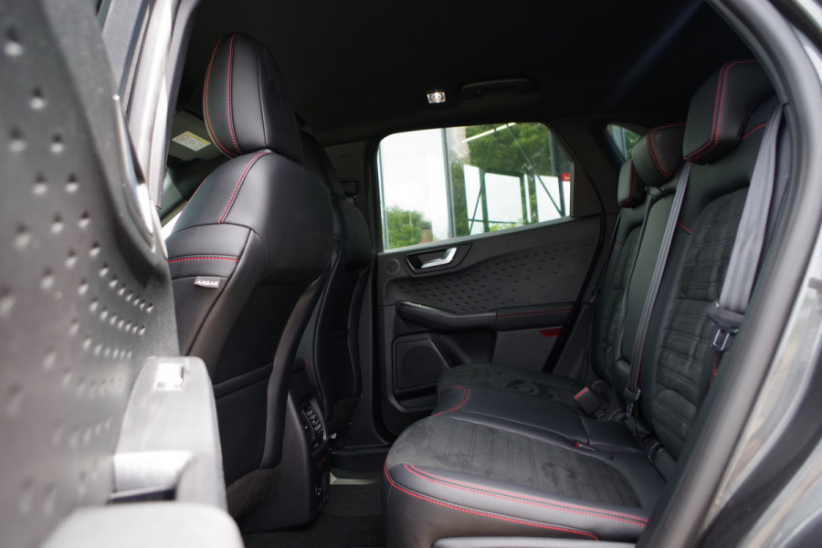 Ford Kuga 2.5 225 PK PHEV ST-Line X, Adap. Cruise Control, 19" LM, Head-Up Display, Camera, Carplay