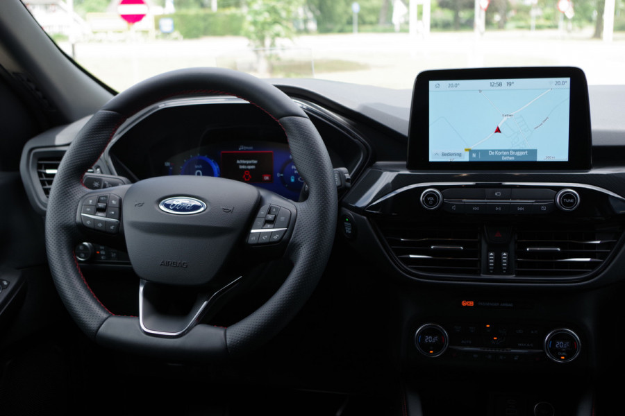 Ford Kuga 2.5 225 PK PHEV ST-Line X, Adap. Cruise Control, 19" LM, Head-Up Display, Camera, Carplay