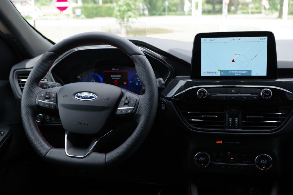 Ford Kuga 2.5 225 PK PHEV ST-Line X, Adap. Cruise Control, 19" LM, Head-Up Display, Camera, Carplay