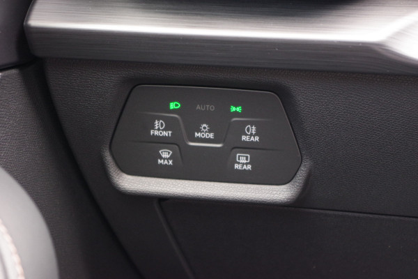 CUPRA Leon Sportstourer 1.4 e-Hybrid VZ Copper Edition, Panoramadak, Adap. Cruise Control, Camera, IClimate
