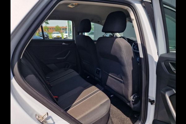 Volkswagen T-Roc 1.5 TSI 150PK Org NL NAP IQ Drive /Trekhaak /Garantie