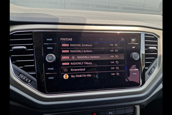 Volkswagen T-Roc 1.5 TSI 150PK Org NL NAP IQ Drive /Trekhaak /Garantie