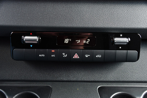 Mercedes-Benz Sprinter 319 1.9 CDI L2H1 AMG Edition Pro Adaptieve Cruise, 360 Camera, Carplay, LED, Clima, 190PK, Multimedia, Stoelverwarming, Uniek!
