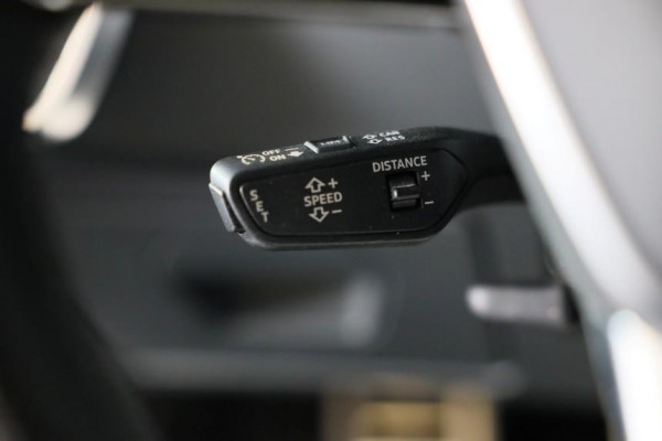 Audi A6 Avant 55 TFSI e Quattro S6 Look / Head Up / Memory / Leder / Elek Stoelen / Acc / F1 / Lane Assist / Open Pano / Pdc / 20