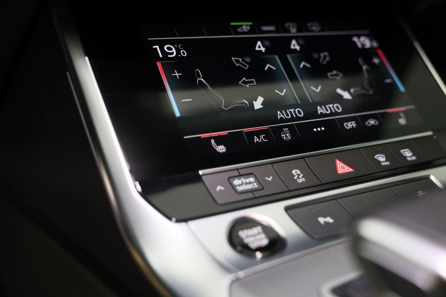 Audi A6 Avant 55 TFSI e Quattro S6 Look / Head Up / Memory / Leder / Elek Stoelen / Acc / F1 / Lane Assist / Open Pano / Pdc / 20