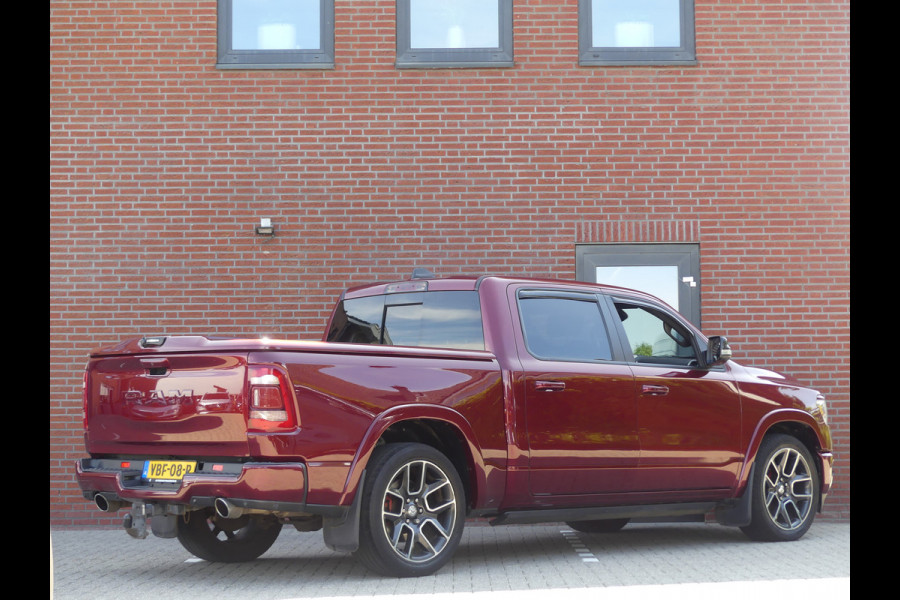 Dodge Ram 1500 5.7 V8 LARAMIE 4x4 Luchtvering/panoramadak/Trekhaak