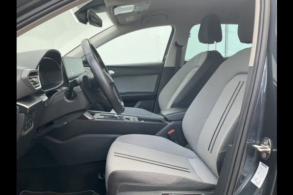 Seat Leon Sportstourer 1.5 eTSI Automaat Style Business Intense Trekhaak Carplay