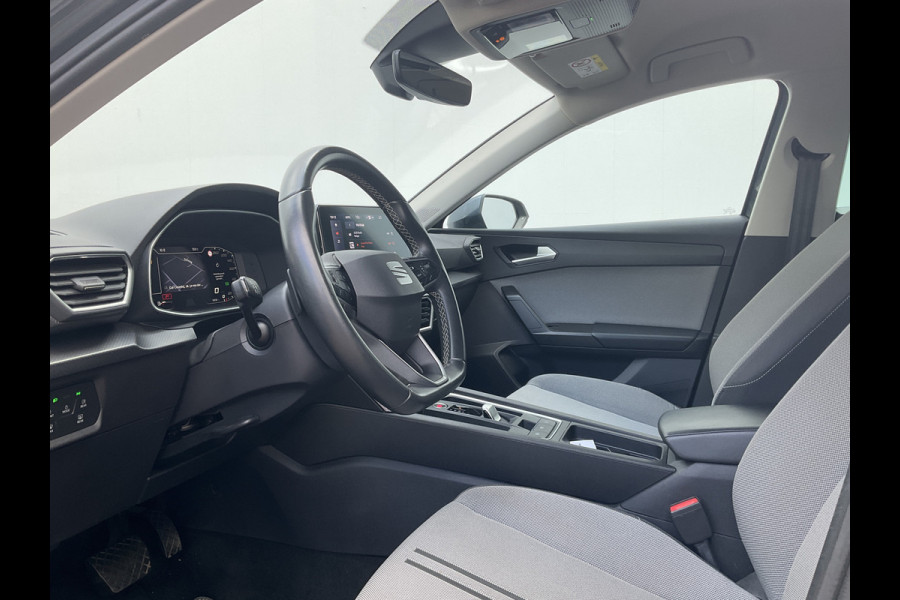 Seat Leon Sportstourer 1.5 eTSI Automaat Style Business Intense Trekhaak Carplay