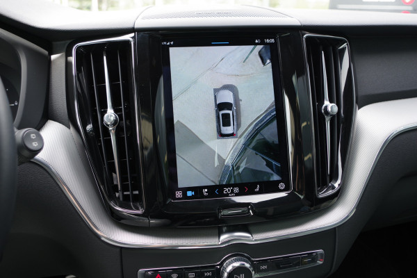 Volvo XC60 2.0 350 PK T6 Plug-in Hybrid AWD Plus Dark Long Range, Panoramadak, Trekhaak, Harman/Kardon, 360 Camera