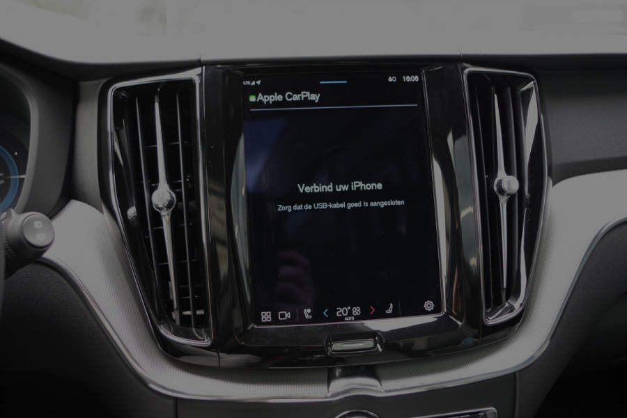 Volvo XC60 2.0 350 PK T6 Plug-in Hybrid AWD Plus Dark Long Range, Panoramadak, Trekhaak, Harman/Kardon, 360 Camera