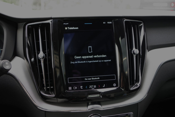 Volvo XC60 2.0 350 PK T6 Plug-in Hybrid AWD Plus Dark Long Range, Panoramadak, Trekhaak, Harman/Kardon, 360 Camera