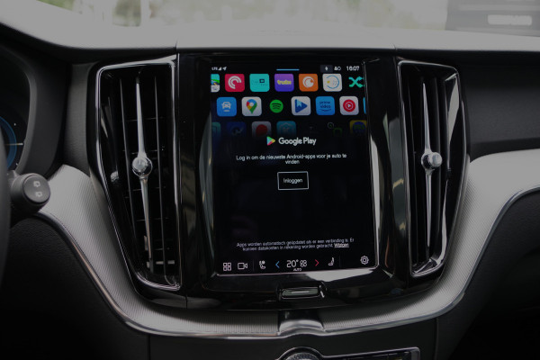 Volvo XC60 2.0 350 PK T6 Plug-in Hybrid AWD Plus Dark Long Range, Panoramadak, Trekhaak, Harman/Kardon, 360 Camera
