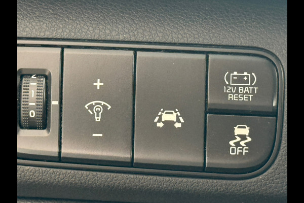 Kia Niro 1.6 GDi Hybrid DynamicLine Navi|Camera|Dealer Onderhouden