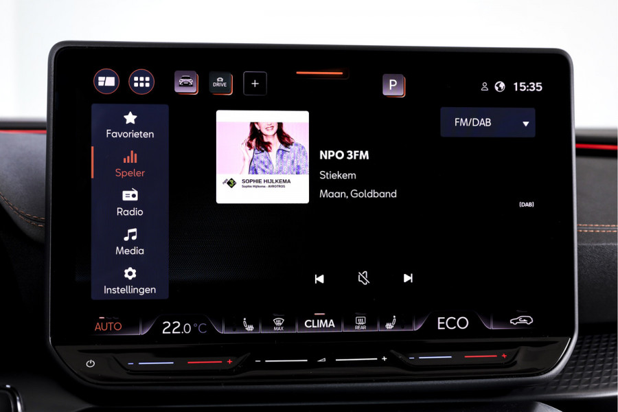 CUPRA Formentor 1.5 TSI 272 PK e-Hybrid VZ Performance - Automaat | Dig. Cockpit | Adapt. Cruise | Stoel-+Stuurverw. | Elek. stoel met geheugen | PDC | Camera | NAV + App. Connect | ECC | LM 19" Sandstorm Copper |