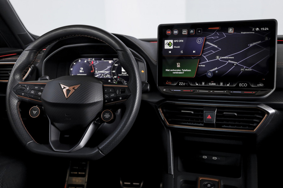 CUPRA Formentor 1.5 TSI 272 PK e-Hybrid VZ Performance - Automaat | Dig. Cockpit | Adapt. Cruise | Stoel-+Stuurverw. | Elek. stoel met geheugen | PDC | Camera | NAV + App. Connect | ECC | LM 19" Sandstorm Copper |