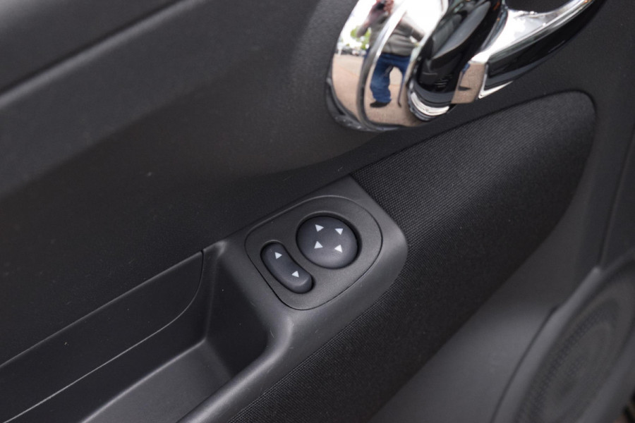 Fiat 500 80pk Lounge|Nav|Clima|Cruise|Pano|PDC