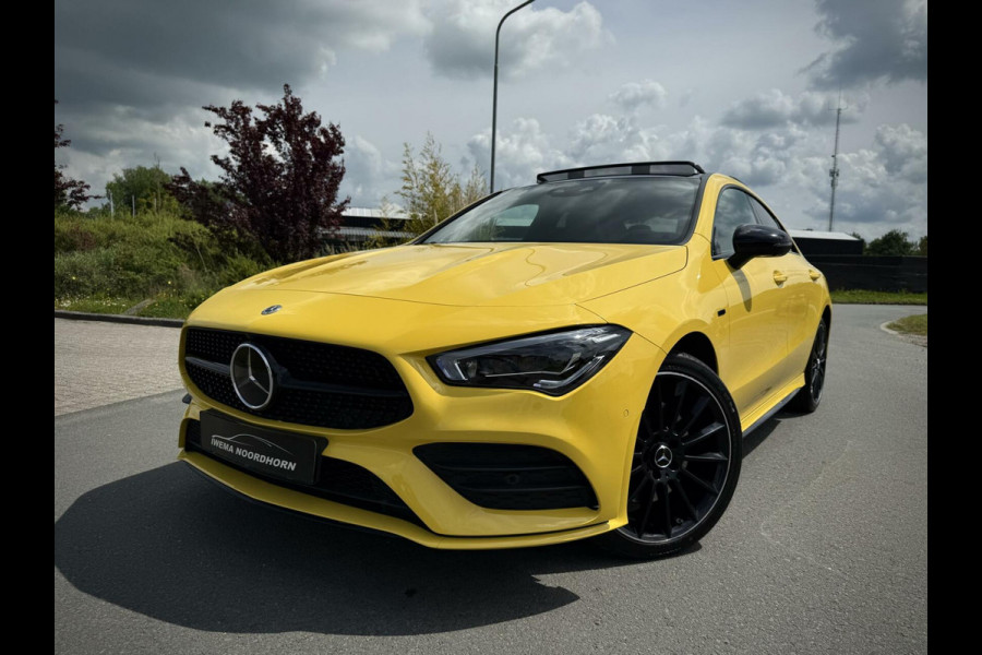 Mercedes-Benz CLA-Klasse 250 e AMG CLA250e Coupe Panoramadak|Burmester®|Camera 360°|Sfeerverlichting|Head-up|Multibeam LED|Night pakket