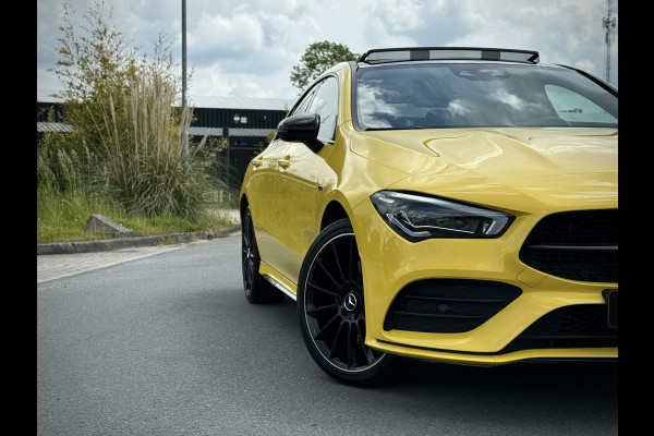 Mercedes-Benz CLA-Klasse 250 e AMG CLA250e Coupe Panoramadak|Burmester®|Camera 360°|Sfeerverlichting|Head-up|Multibeam LED|Night pakket