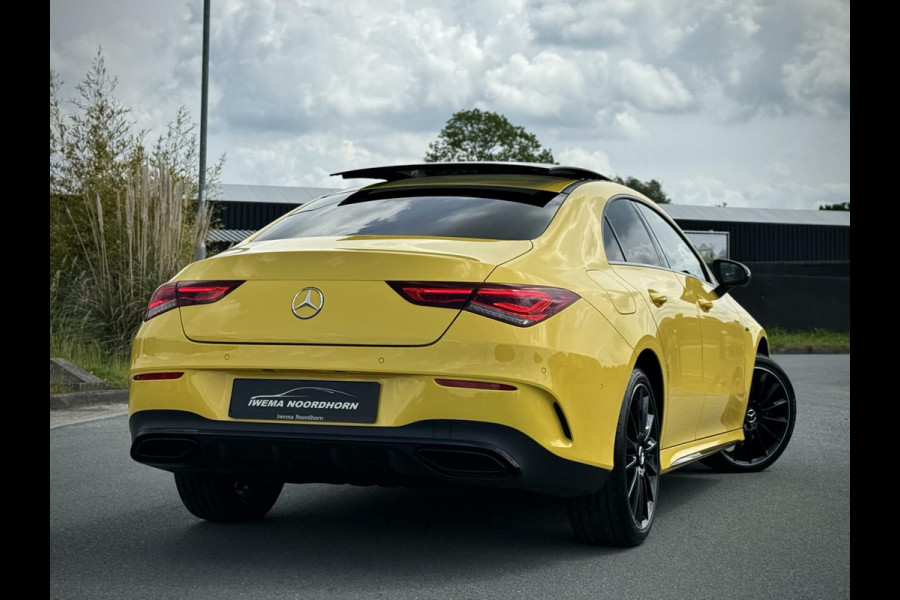 Mercedes-Benz CLA-Klasse 250 e AMG CLA250e Coupe Panoramadak|Burmester®|Camera 360°|Sfeerverlichting|Head-up|Multibeam LED|Night pakket