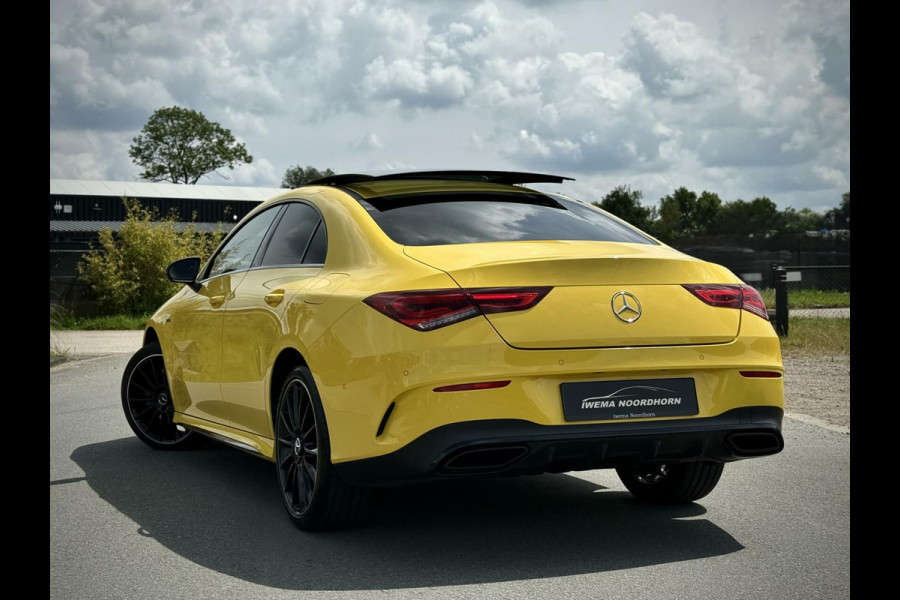 Mercedes-Benz CLA-Klasse 250 e AMG CLA250e Coupe Panoramadak|Burmester®|Camera 360°|Sfeerverlichting|Head-up|Multibeam LED|Night pakket