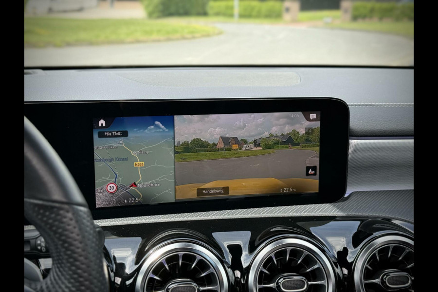 Mercedes-Benz CLA-Klasse 250 e AMG CLA250e Coupe Panoramadak|Burmester®|Camera 360°|Sfeerverlichting|Head-up|Multibeam LED|Night pakket
