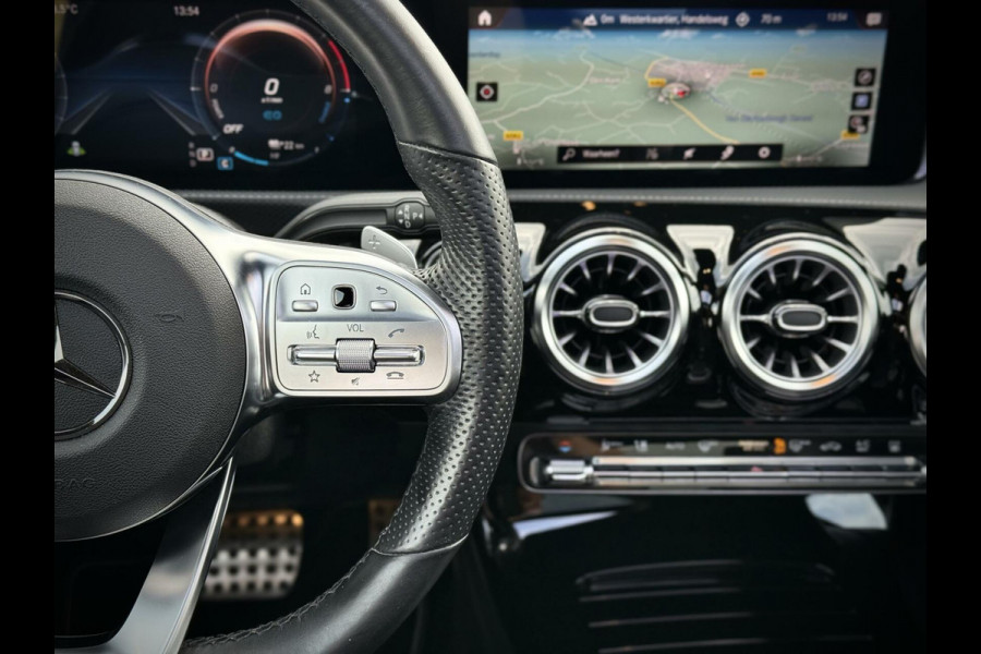 Mercedes-Benz CLA-Klasse 250 e AMG CLA250e Coupe Panoramadak|Burmester®|Camera 360°|Sfeerverlichting|Head-up|Multibeam LED|Night pakket