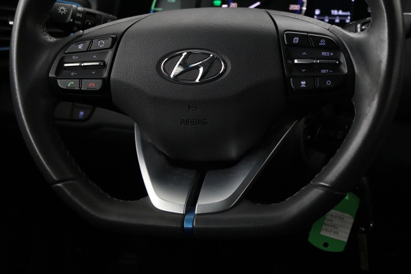 Hyundai IONIQ 1.6 GDi i-Motion | Adaptive cruise | Camera | Climate control | PDC | Bluetooth | DAB | LED