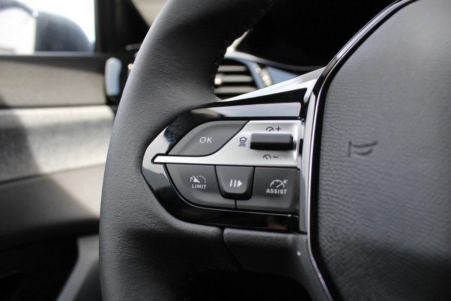 Peugeot 308 1.6 HYbrid 180 Allure Pack Business | BLIS | Adaptieve cruise | Navigatie | Led | Stoelverwarming