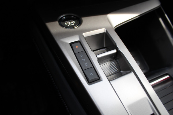 Peugeot 308 1.6 HYbrid 180 Allure Pack Business | BLIS | Adaptieve cruise | Navigatie | Led | Stoelverwarming