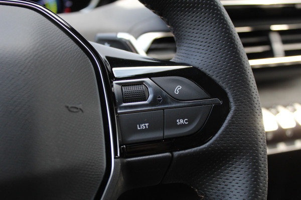 Peugeot 3008 1.6 HYbrid 225 GT | Panoramadak | Adaptieve Cruise | BLIS | Led | Navigatie