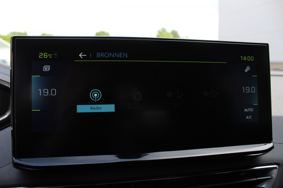 Peugeot 3008 1.6 HYbrid 225 GT | Panoramadak | Adaptieve Cruise | BLIS | Led | Navigatie