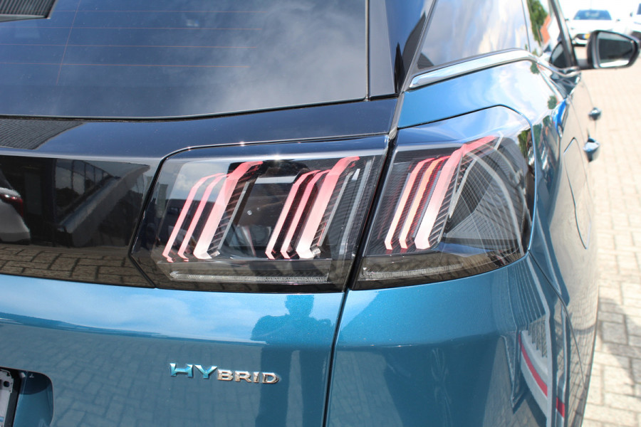 Peugeot 3008 1.6 HYbrid 225 GT | Panoramadak | Adaptieve Cruise | BLIS | Led | Navigatie