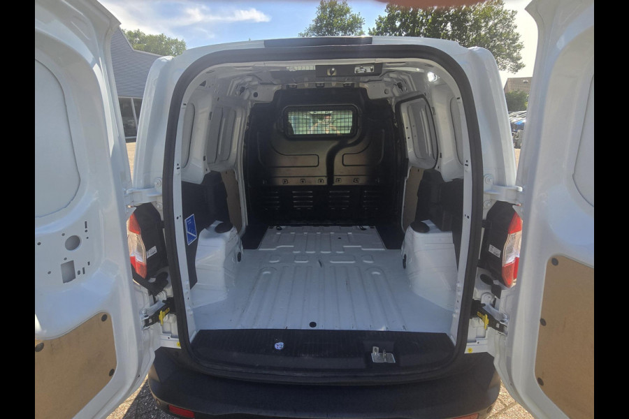 Ford Transit Courier 1.5 TDCI Limited | SCI | 100pk | Navigatie | Cruise control | Climate control