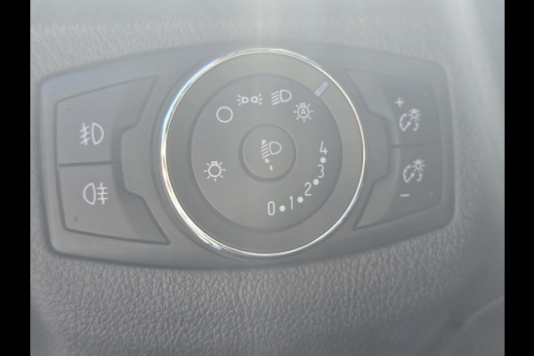 Ford Transit Courier 1.5 TDCI Limited | SCI | 100pk | Navigatie | Cruise control | Climate control