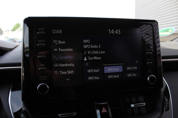 Toyota Corolla Touring Sports 1.8 Hybrid Business Intro | Adaptieve Cruise | Stoelverwarming | Apple Carplay