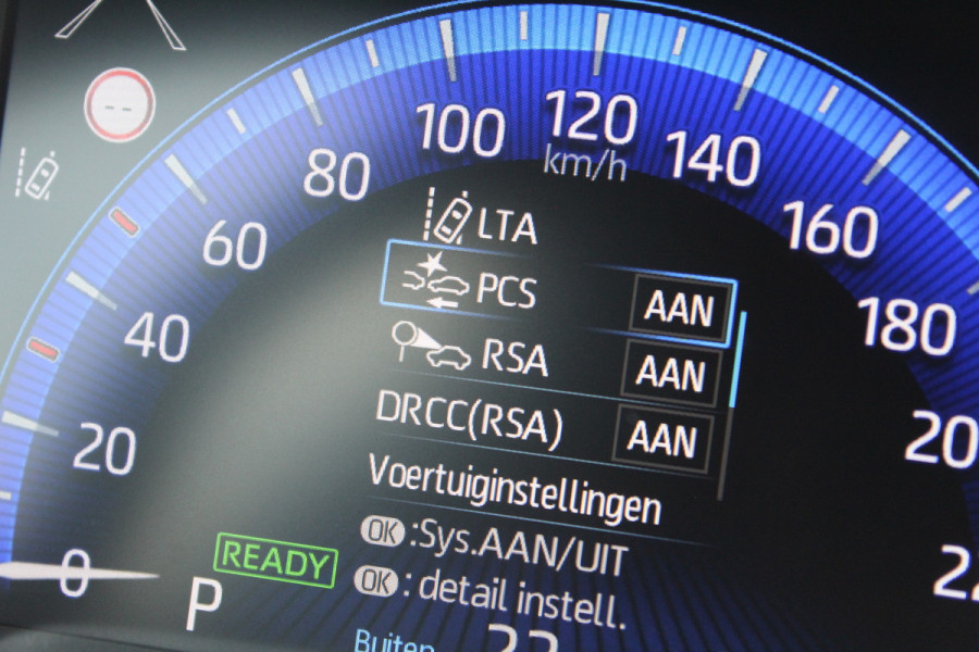 Toyota Corolla Touring Sports 1.8 Hybrid Business Intro | Adaptieve Cruise | Stoelverwarming | Apple Carplay