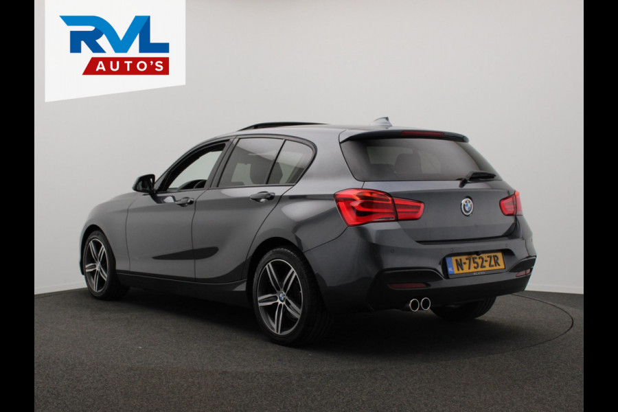 BMW 1-serie 118i High Executive * Trekhaak * Panoramadak Leder Stoelverwarming
