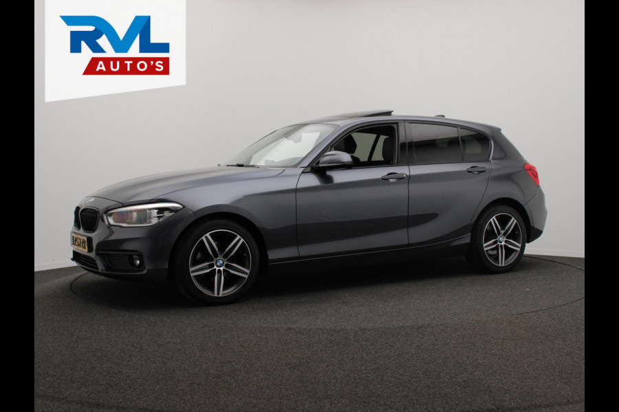 BMW 1-serie 118i High Executive * Trekhaak * Panoramadak Leder Stoelverwarming
