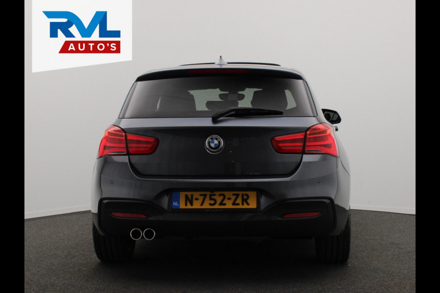 BMW 1-serie 118i High Executive * Trekhaak * Panoramadak Leder Stoelverwarming