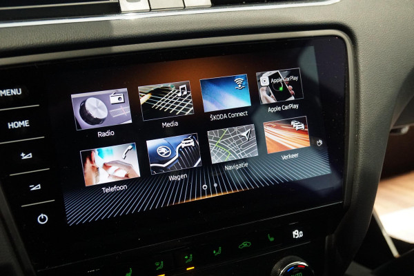 Škoda Octavia Combi 1.5 TSI Greentech Business Edition Plus AUT. + VIRTUAL COCKPIT / TREKHAAK /