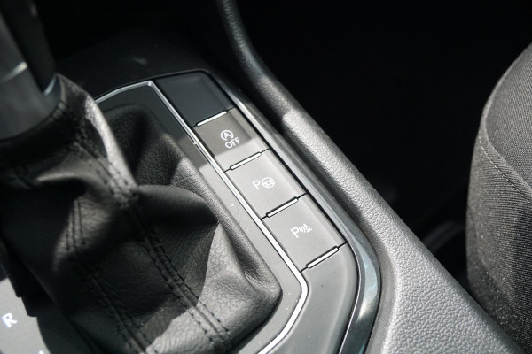 Volkswagen Tiguan 1.4 TSI ACT Highline AUT. + CAMERA / TREKHAAK