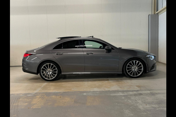Mercedes-Benz CLA-Klasse 180 AMG Line | PANO | AMBIANCE | LED