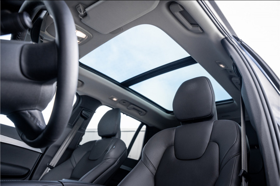 Volvo XC90 2.0 T8 Recharge AWD Ultimate Dark 7p. - Panorama | H&K | Memory | Elek. Trekhaak | 360 Camera