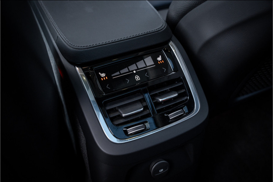 Volvo XC90 2.0 T8 Recharge AWD Ultimate Dark 7p. - Panorama | H&K | Memory | Elek. Trekhaak | 360 Camera