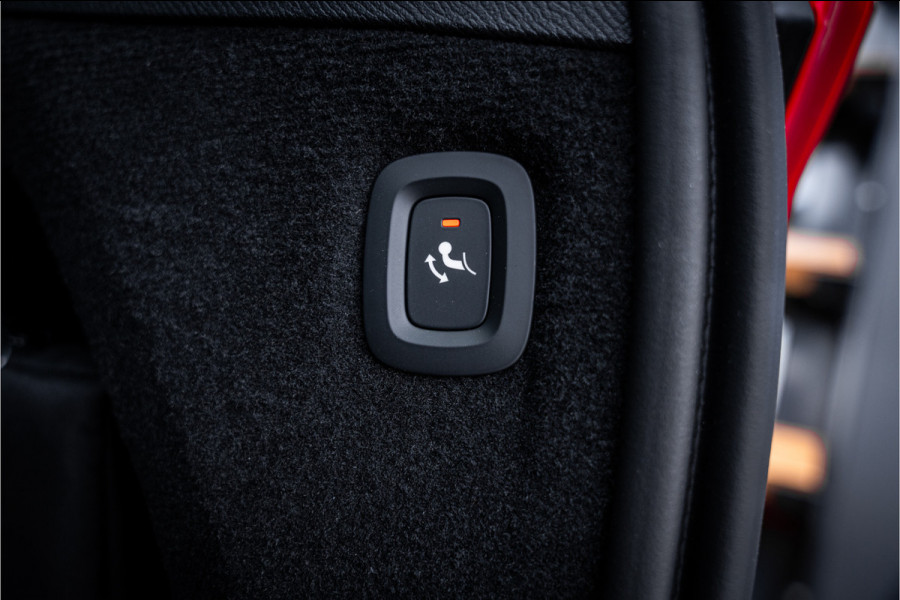 Volvo XC90 2.0 T8 Recharge AWD Ultimate Dark 7p. - Panorama | H&K | Memory | Elek. Trekhaak | 360 Camera