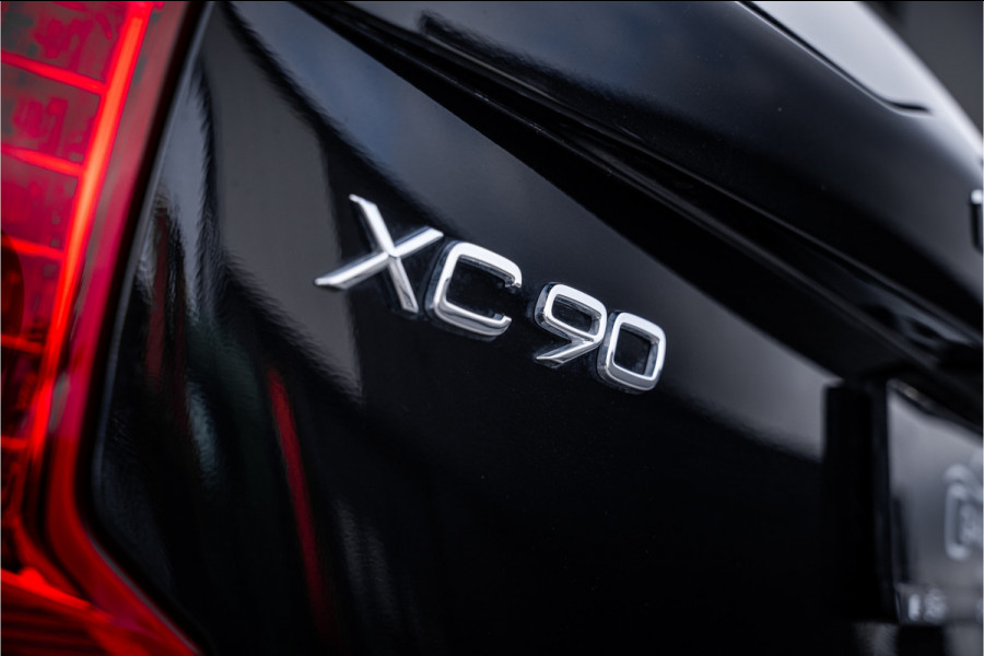 Volvo XC90 2.0 T8 Recharge AWD Ultimate Dark 7p. - Panorama | H&K | Memory | Elek. Trekhaak | 360 Camera