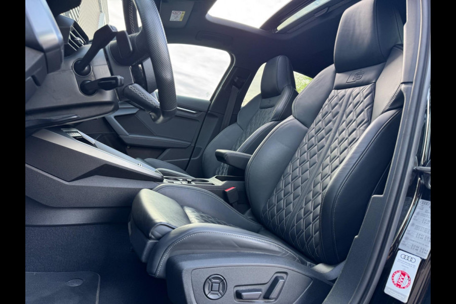 Audi A3 Sportback 40 TFSI e Edition RS zetels/B&O/Pano/Matrix