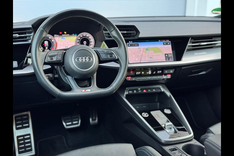 Audi A3 Sportback 40 TFSI e Edition RS zetels/B&O/Pano/Matrix