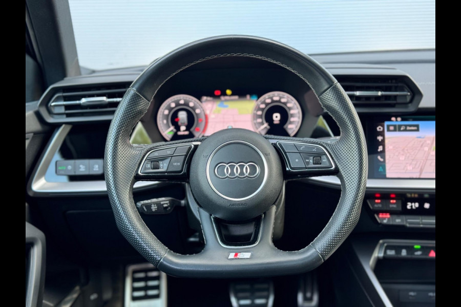 Audi A3 Sportback 40 TFSI e Edition RS zetels/B&O/Pano/Matrix